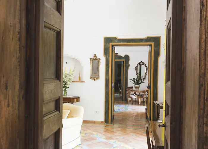 بالاتزو مورات فندق بوسيتانو